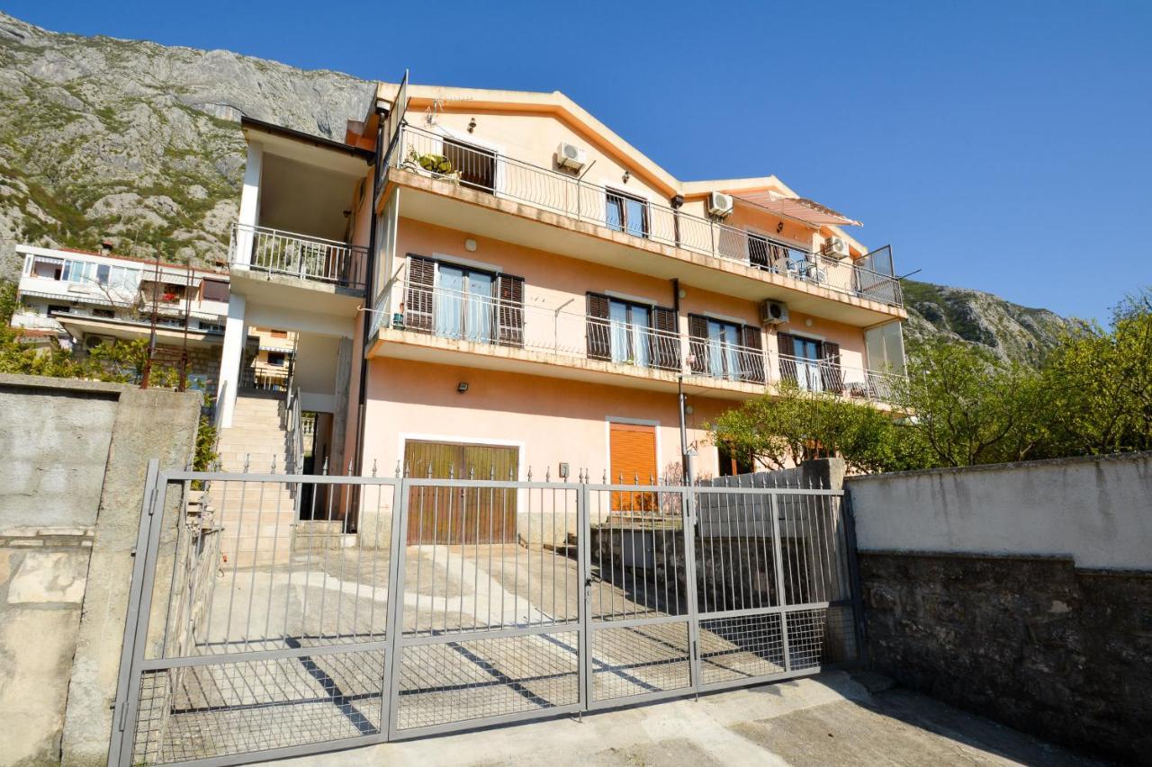 Modern Seaside Escape - Stunning Sea View - Private & Stylish Apartment Kotor Ngoại thất bức ảnh