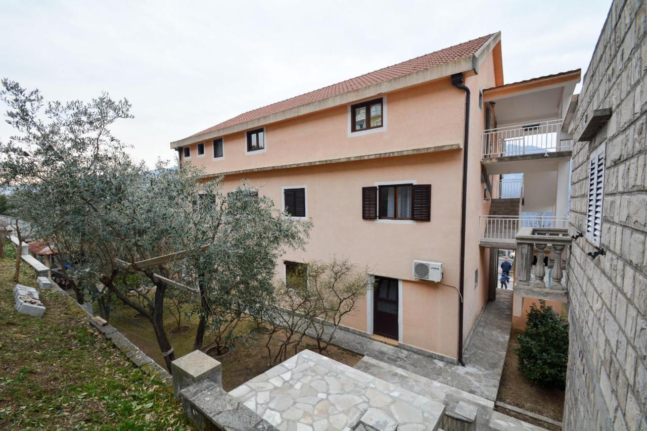 Modern Seaside Escape - Stunning Sea View - Private & Stylish Apartment Kotor Ngoại thất bức ảnh