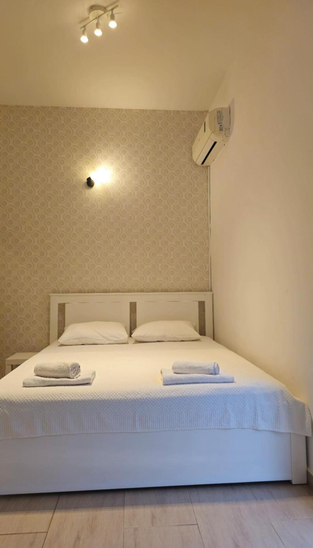 Modern Seaside Escape - Stunning Sea View - Private & Stylish Apartment Kotor Ngoại thất bức ảnh