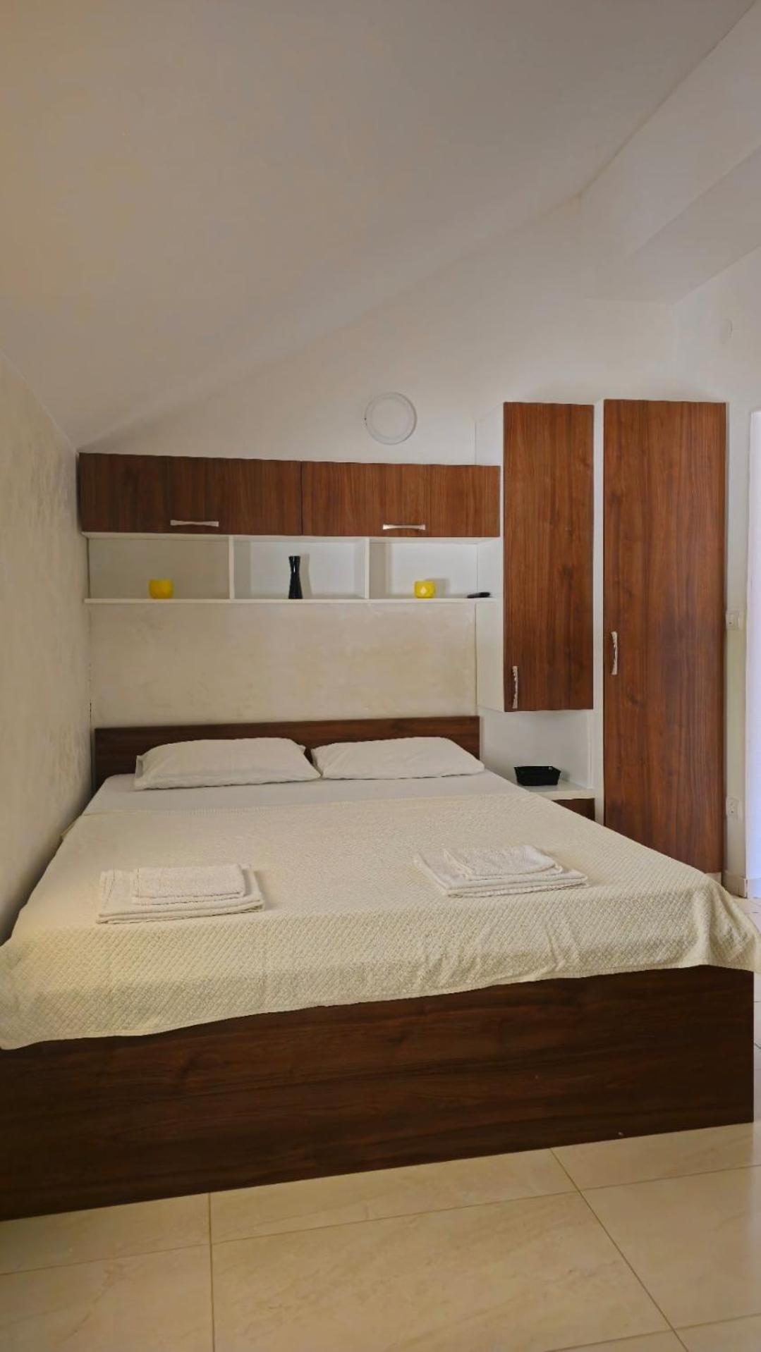 Modern Seaside Escape - Stunning Sea View - Private & Stylish Apartment Kotor Ngoại thất bức ảnh