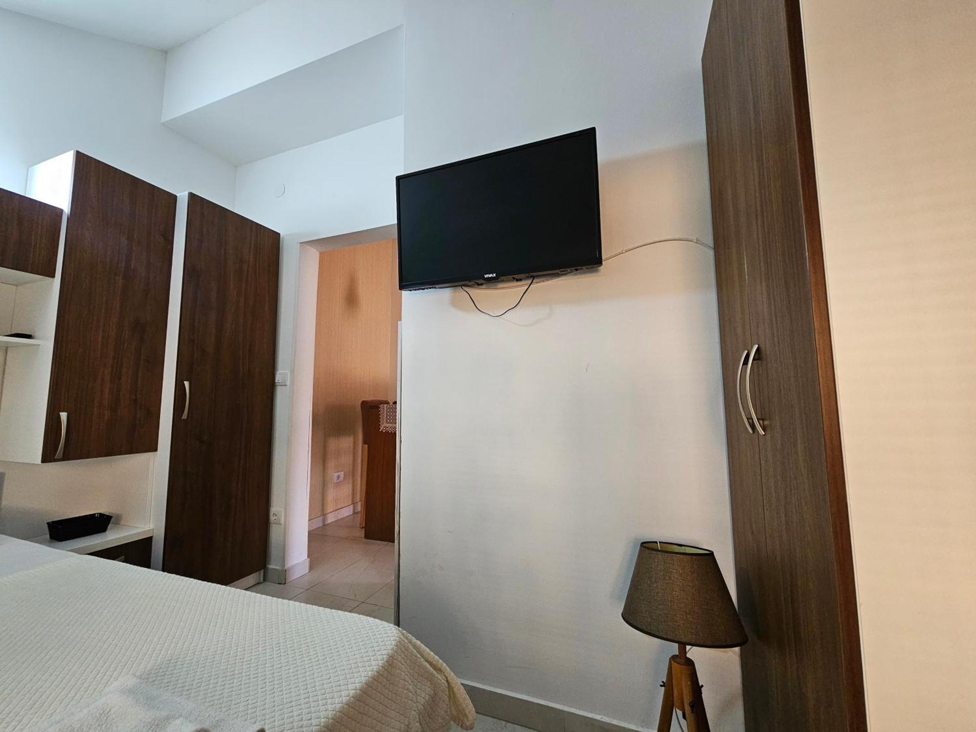 Modern Seaside Escape - Stunning Sea View - Private & Stylish Apartment Kotor Ngoại thất bức ảnh